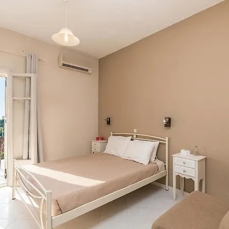 Appartement Beach Studio Aparts With Pool